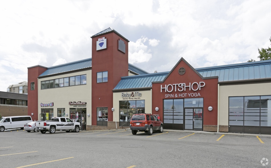 4625 Varsity Dr NW, Calgary, AB for lease - Building Photo - Image 3 of 10