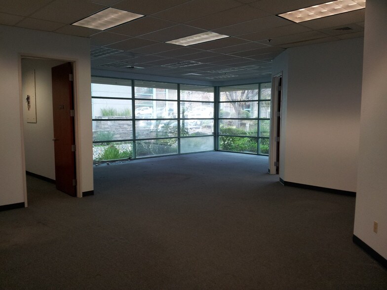 4993 Golden Foothill Pky, El Dorado Hills, CA à vendre - Photo intérieure - Image 3 de 14