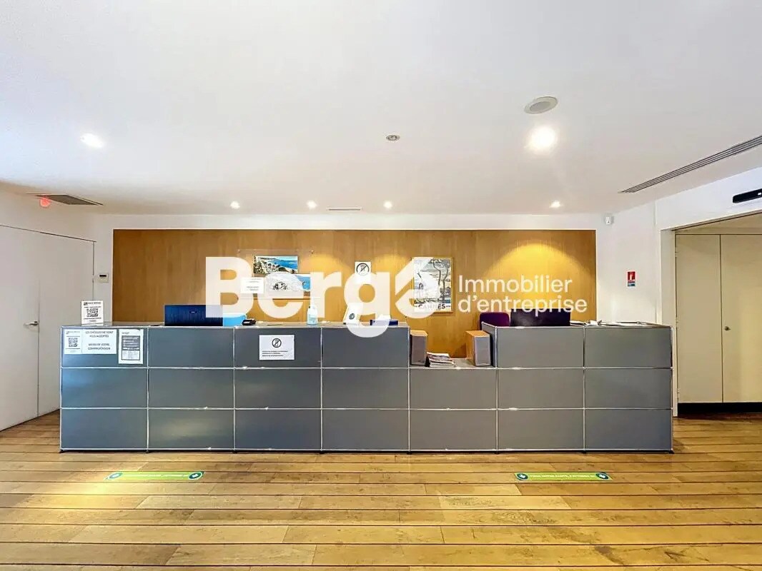 Retail in Nice for sale Lobby- Image 1 of 14