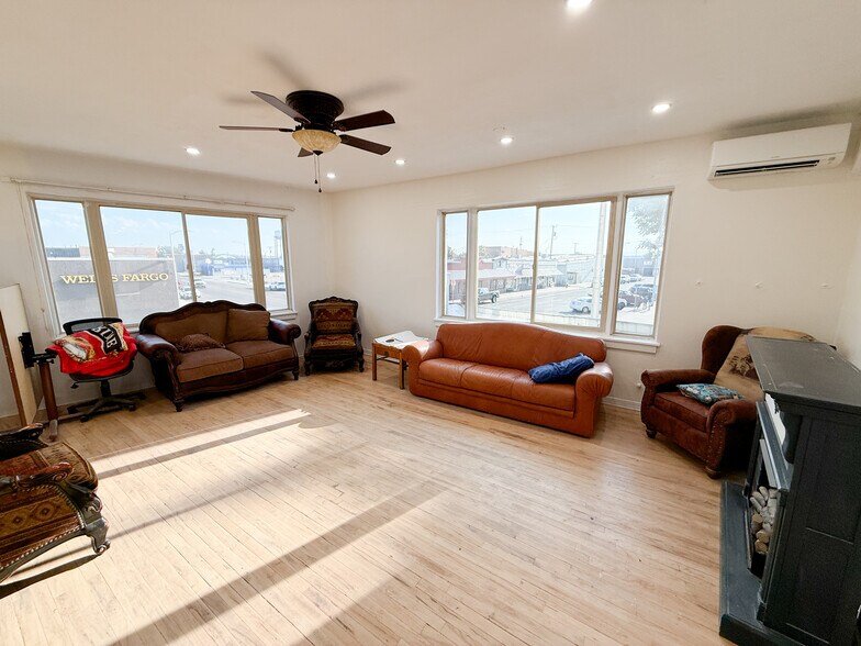 205 SW First St, Ontario, OR à vendre - Photo du bâtiment - Image 3 de 7