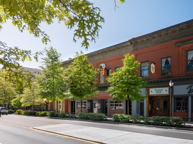 15 W Washington St, Greenville, SC for lease - Building Photo - Image 3 of 19