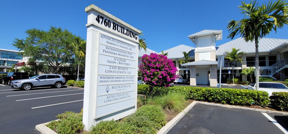 4760 Tamiami Trl N, Naples, FL for lease - Building Photo - Image 3 of 9