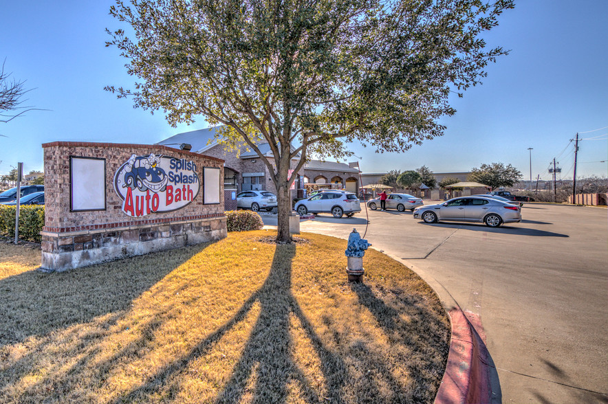 1600 Eldorado Pkwy, McKinney, TX à vendre - Photo principale - Image 1 de 1