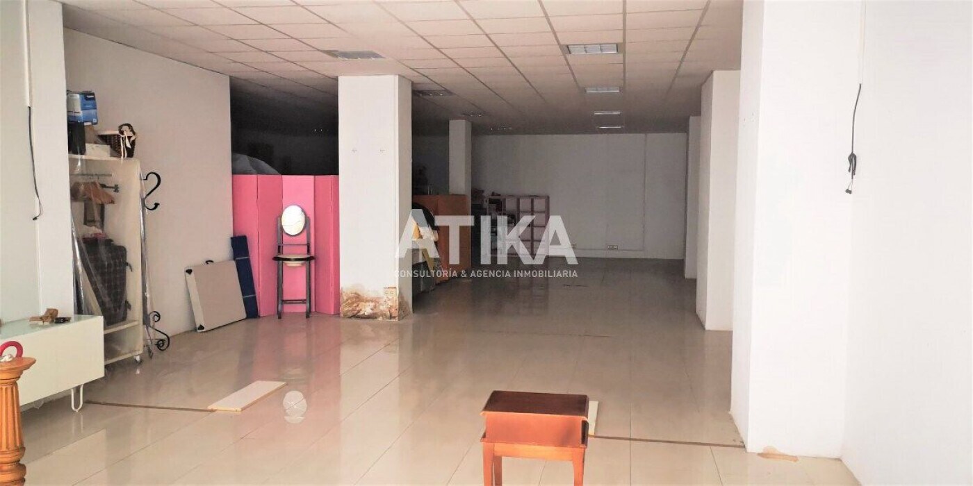 Retail in Ontinyent, Valencia for lease Interior Photo- Image 1 of 14