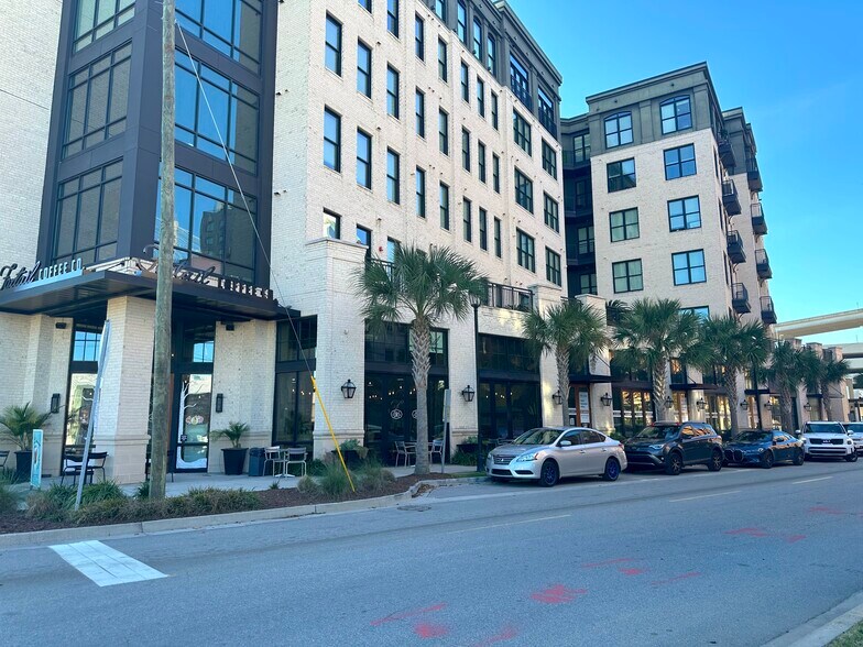 601 Indian St, Savannah, GA à louer - Photo du bâtiment - Image 3 de 7