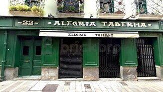 Plus de détails pour Multi-résidentiel à vendre