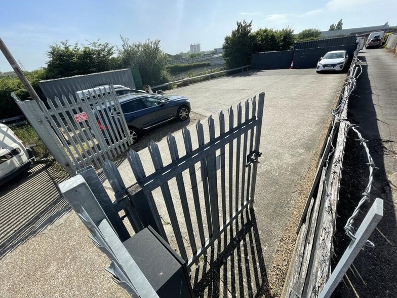 Godington Rd, Ashford for lease - Other - Image 2 of 4