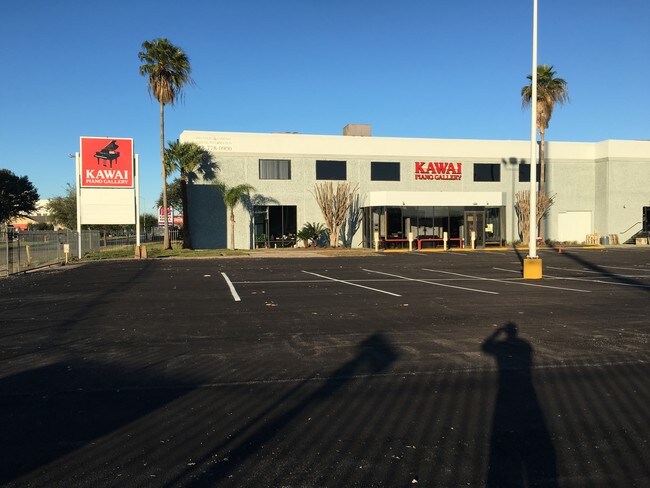 More details for 5800 Richmond Ave, Houston, TX - Retail for Sale