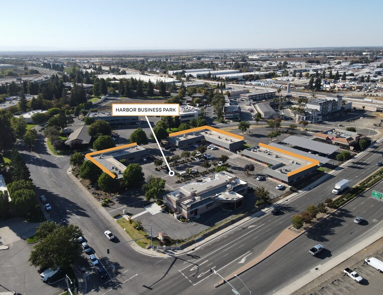 2950 Beacon Blvd, West Sacramento, CA à louer - Photo du bâtiment - Image 2 de 10