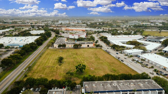 Plus de détails pour 19200 SW 106th Ave, Cutler Bay, FL - Terrain à vendre
