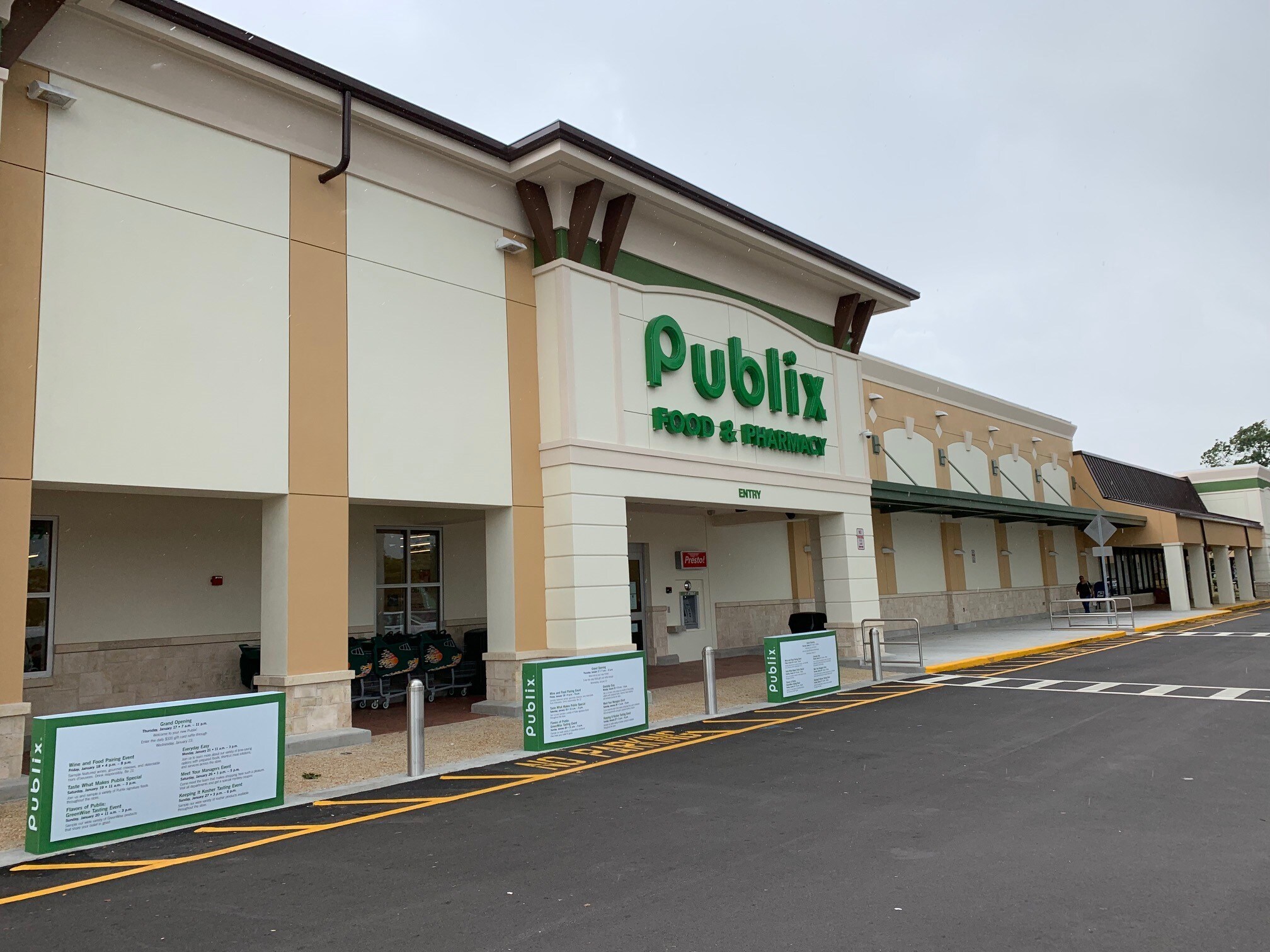 1657 N Hiatus Rd, Pembroke Pines, FL for lease Primary Photo- Image 1 of 2