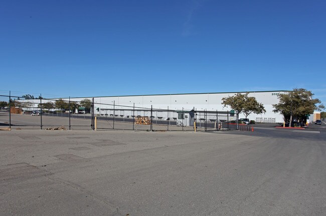 More details for 2020 N MacArthur Dr, Tracy, CA - Industrial for Lease
