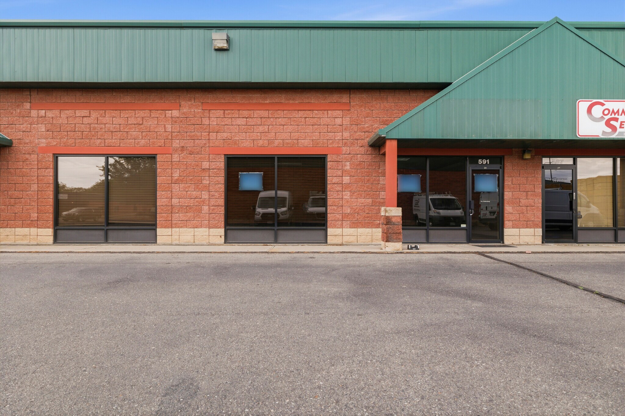 587-623 Denver Ave, Loveland, CO for lease Primary Photo- Image 1 of 19
