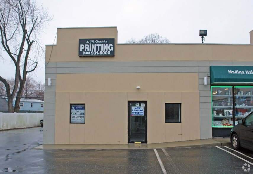605-611 Hicksville Rd, Bethpage, NY for sale - Building Photo - Image 2 of 5