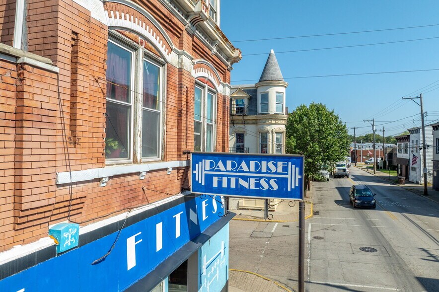 6017-6019 Vine St, Cincinnati, OH for sale - Building Photo - Image 2 of 43