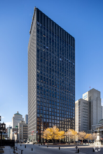 500 Pl D'armes, Montréal, QC à louer - Photo du bâtiment - Image 2 de 13