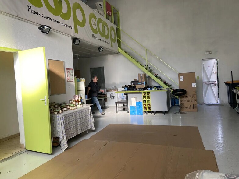 Flex dans Aubagne à louer - Photo intérieure - Image 2 de 10