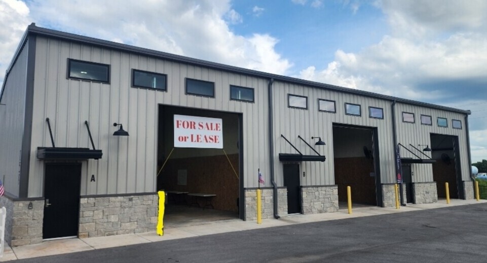 159 Armstrong Ct, Norman, OK à vendre - Photo du bâtiment - Image 1 de 16