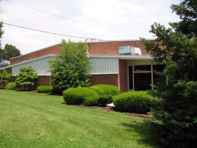 345 E Marshall St, Wytheville, VA for lease - Building Photo - Image 2 of 18