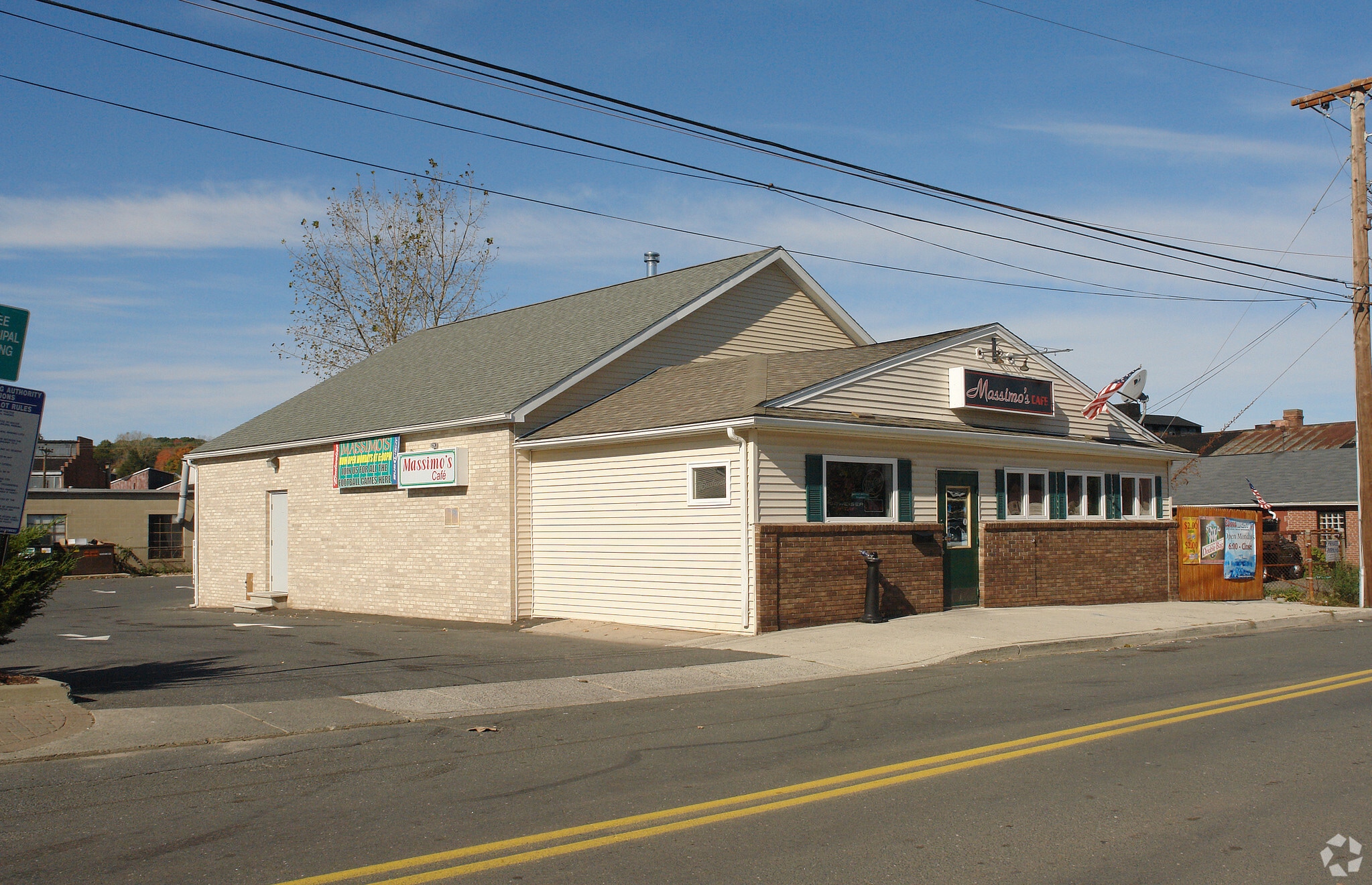 15 N Liberty St, Southington, CT for lease Primary Photo- Image 1 of 9