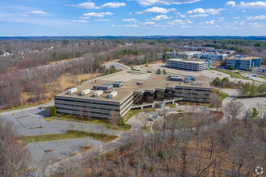 600 Technology Park Dr, Billerica, MA à vendre - Photo du bâtiment - Image 3 de 23