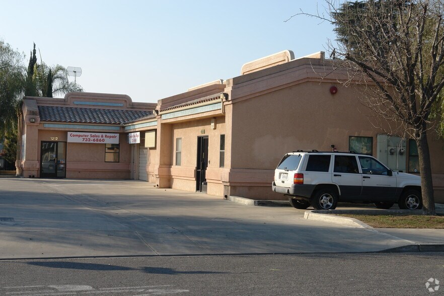 1200-1212 W Murray Ave, Visalia, CA for sale - Building Photo - Image 3 of 7