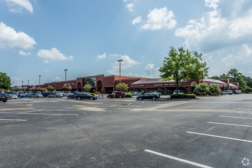 670-714 N Germantown Pky, Cordova, TN for lease - Building Photo - Image 3 of 5