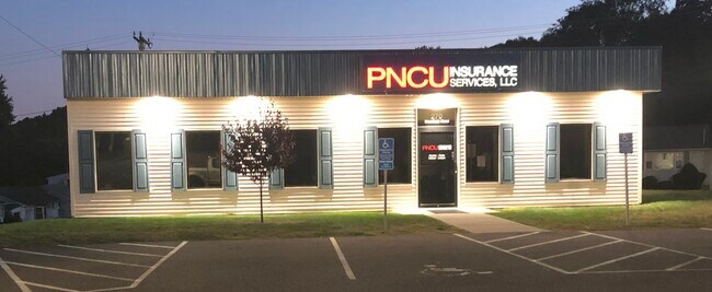 Plus de détails pour 270 Westfield Rd, Holyoke, MA - Bureau à louer