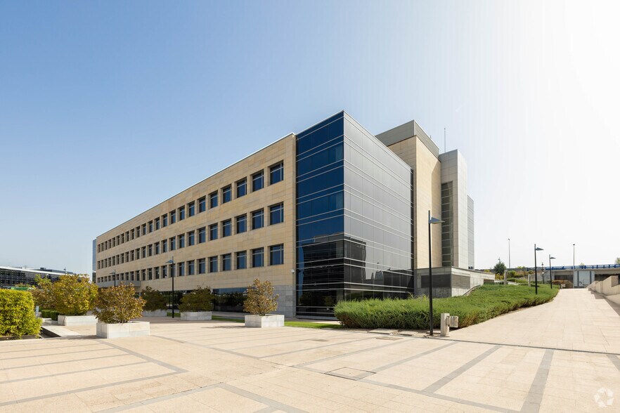 Calle José Echegaray, 6 B, Las Rozas de Madrid, Madrid à louer - Photo principale - Image 1 de 8