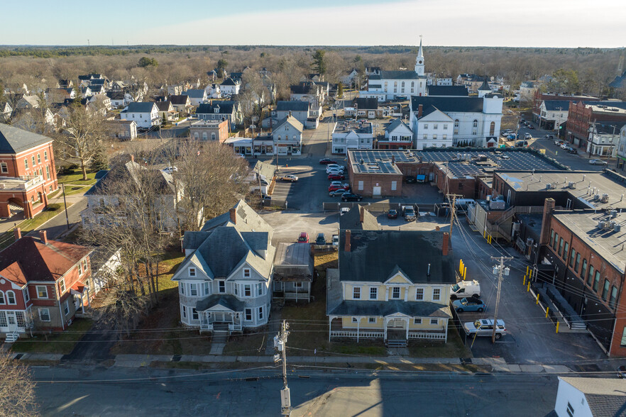 15 Whitman Ave, Whitman, MA à vendre - Aérien - Image 1 de 1