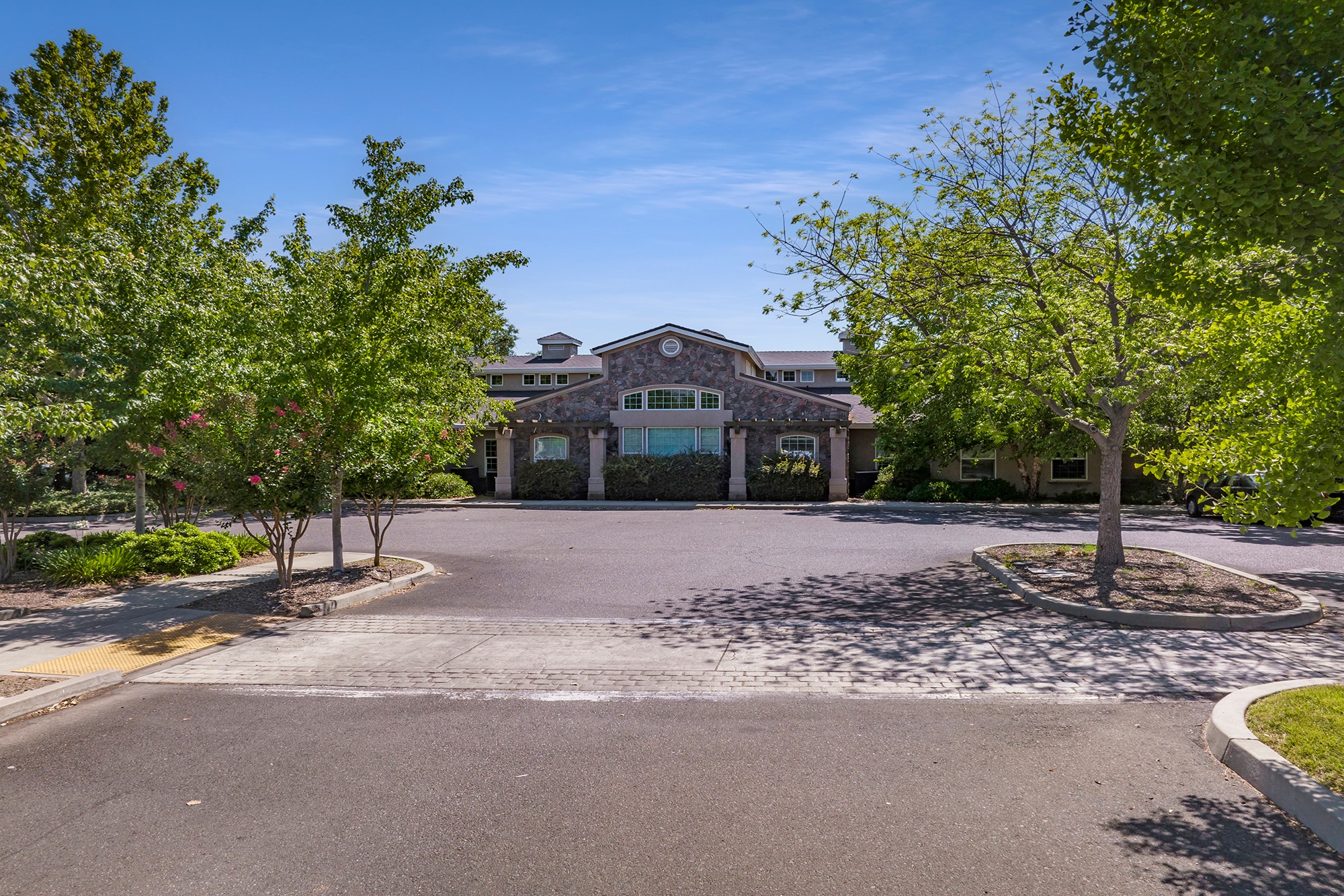 3247 Esplanade, Chico, CA for lease Primary Photo- Image 1 of 8