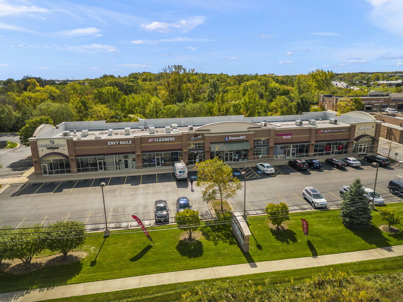 1515 Butterfield Rd, Aurora, IL for lease - Aerial - Image 2 of 3