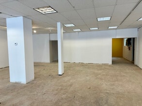 2733-2741 Hennepin Ave, Minneapolis, MN à louer Photo intérieure- Image 2 de 9