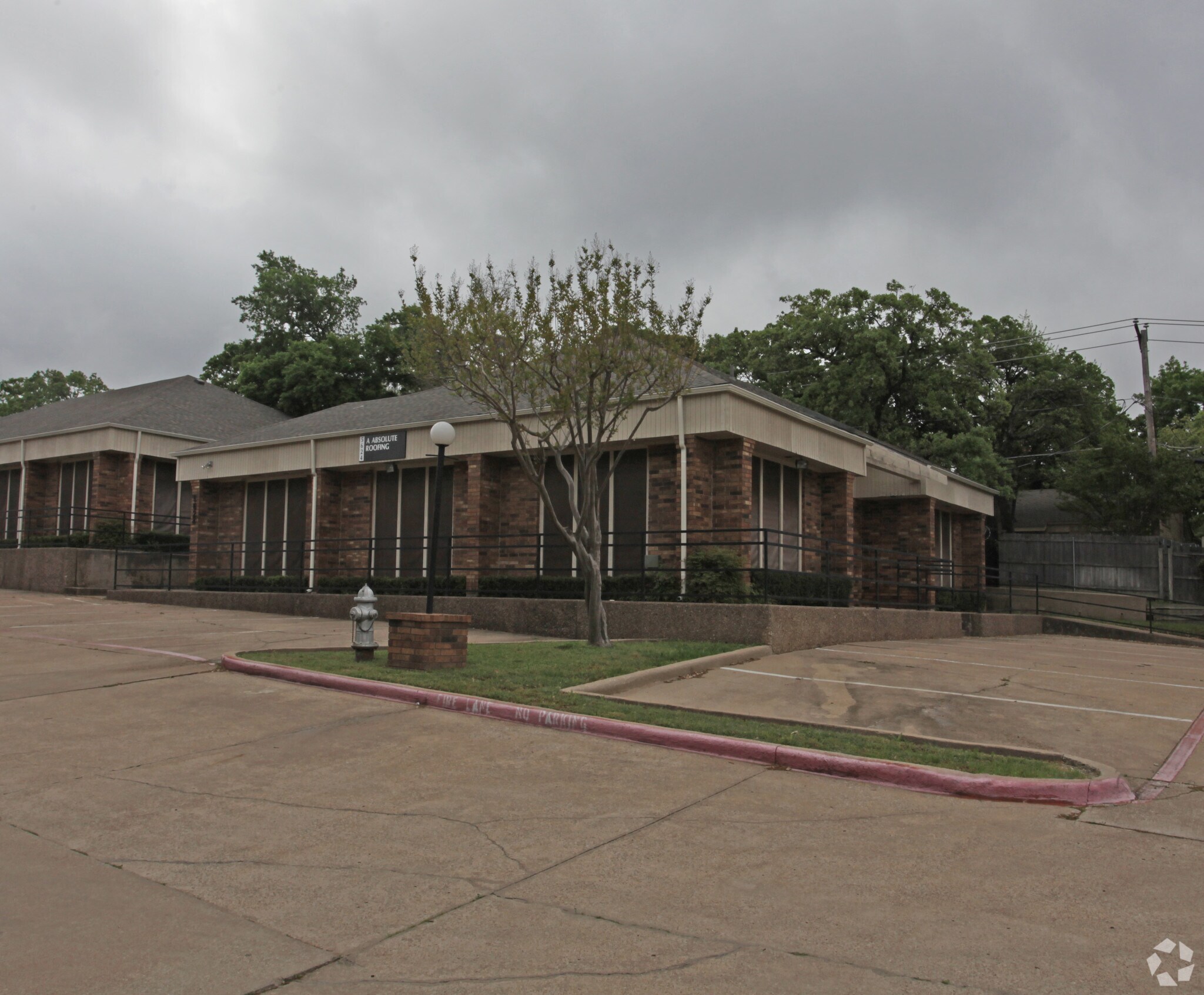 5624 SW Green Oaks Blvd, Arlington, TX for sale Primary Photo- Image 1 of 3