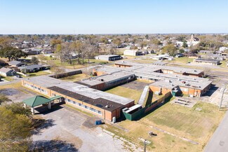 Plus de détails pour 300 S Bradford St, Rayne, LA - Spécialité à vendre