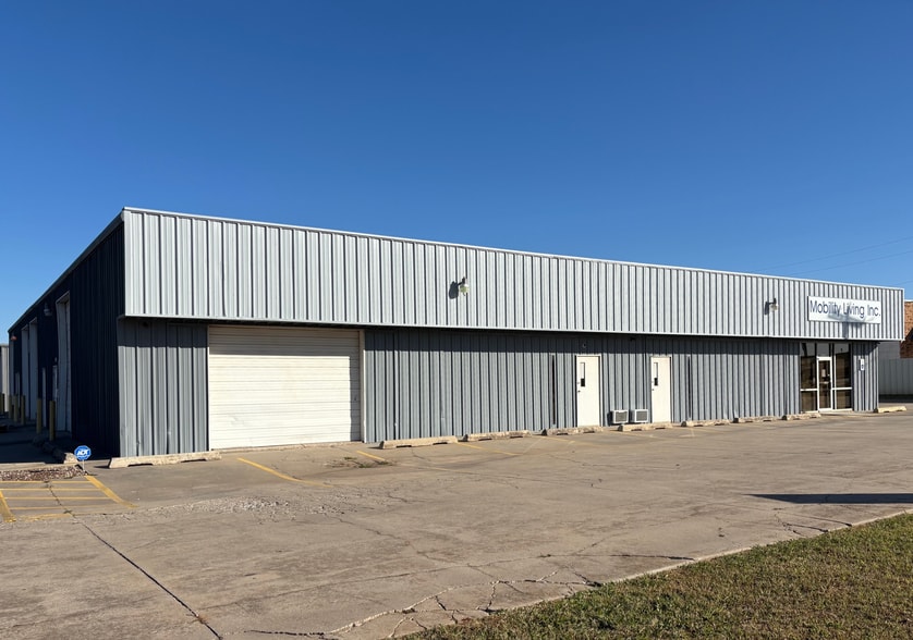 1207 SE 44th St, Oklahoma City, OK for lease - Building Photo - Image 3 of 4