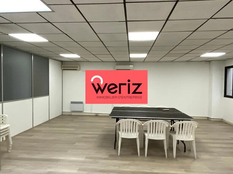 Office in Marseille for lease - Building Photo - Image 2 of 7