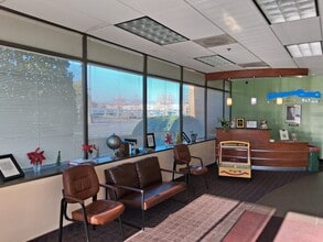 4090 Lafayette Center Dr, Chantilly, VA à louer Photo intérieure- Image 2 de 13