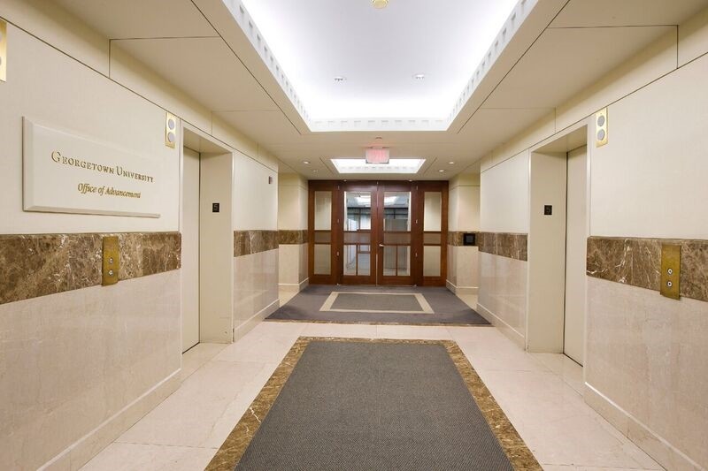 2115 Wisconsin Ave NW, Washington, DC for lease - Lobby - Image 3 of 9