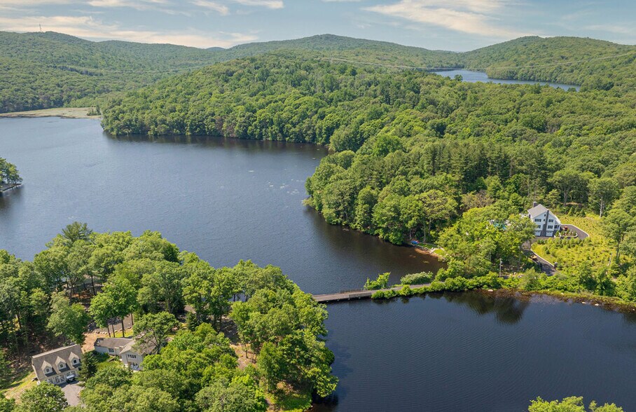 20 Pierson Lks dr, Sloatsburg, NY à vendre - Photo principale - Image 1 de 8