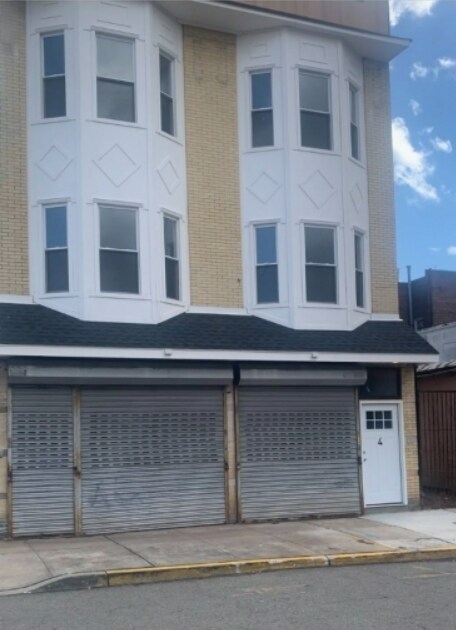 4 Winans St, East Orange, NJ à louer Photo du bâtiment- Image 1 de 7
