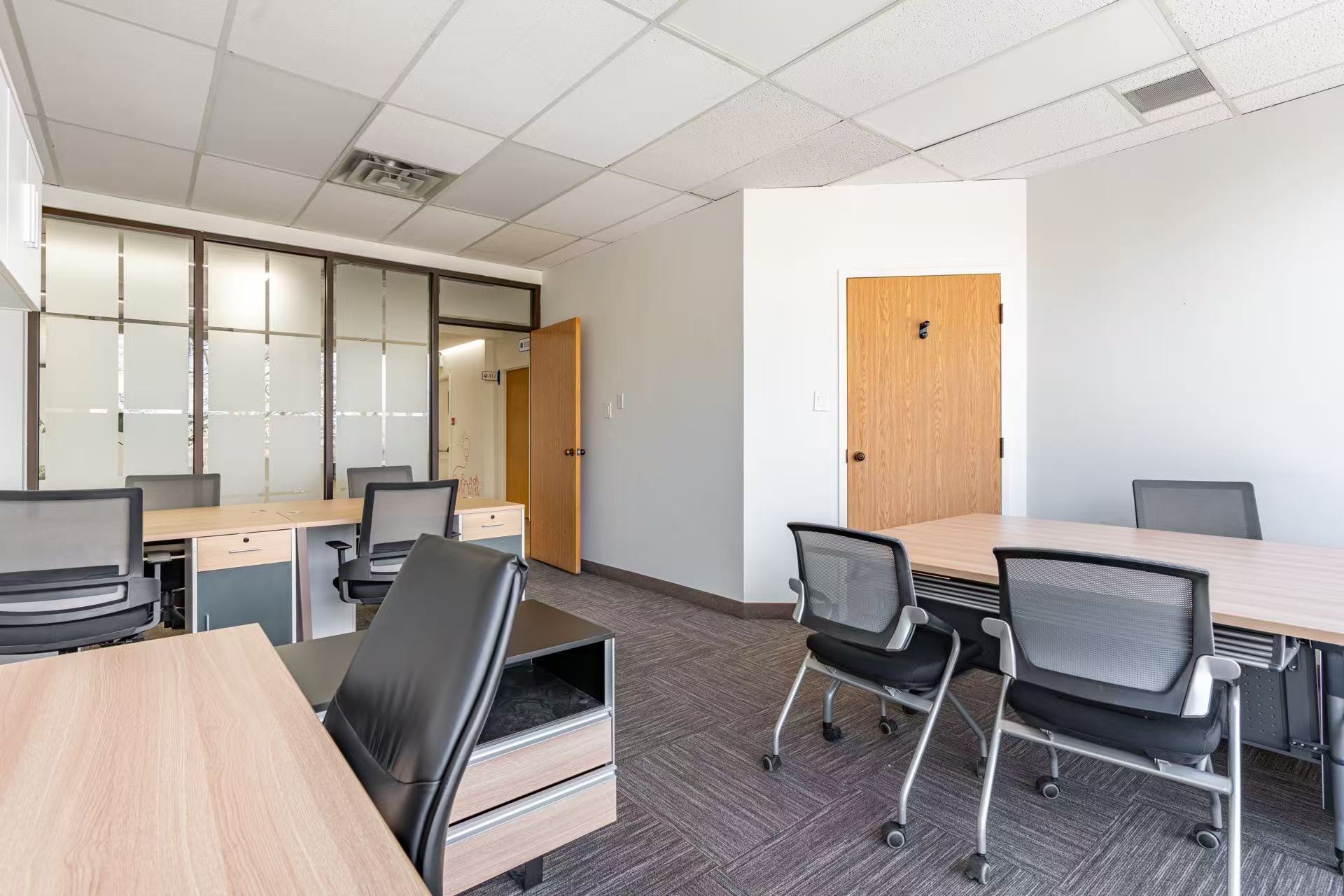 205 Placer Ct, Toronto, ON for lease Interior Photo- Image 1 of 5