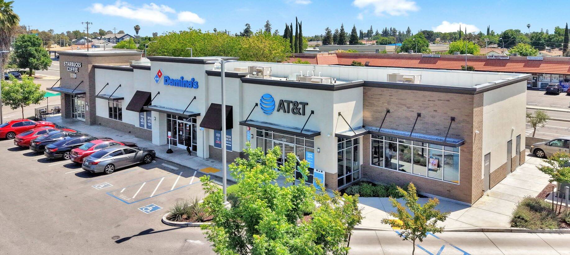301-343 W Olive Ave, Madera, CA for lease Building Photo- Image 1 of 10