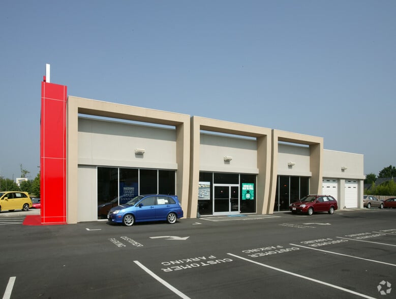 2437 S Church St, Burlington, NC for sale - Building Photo - Image 2 of 46