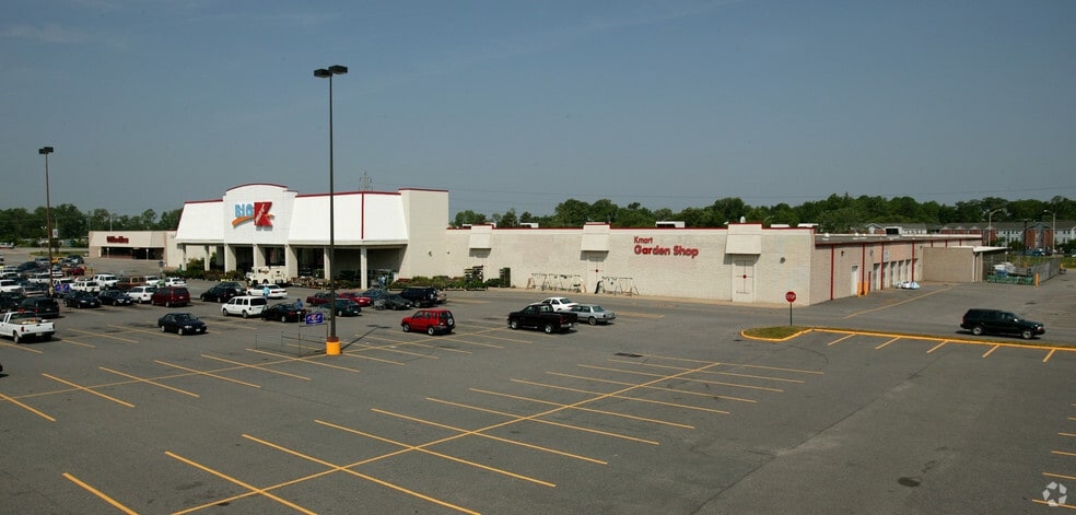 2001 S Military Hwy, Chesapeake, VA à louer - Photo du bâtiment - Image 3 de 13