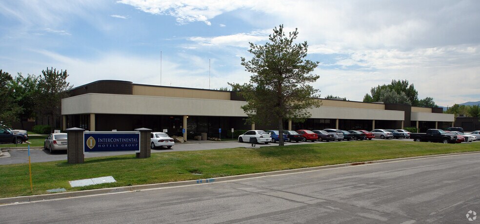 2235 S 1300 W, Salt Lake City, UT à louer - Photo du bâtiment - Image 3 de 5