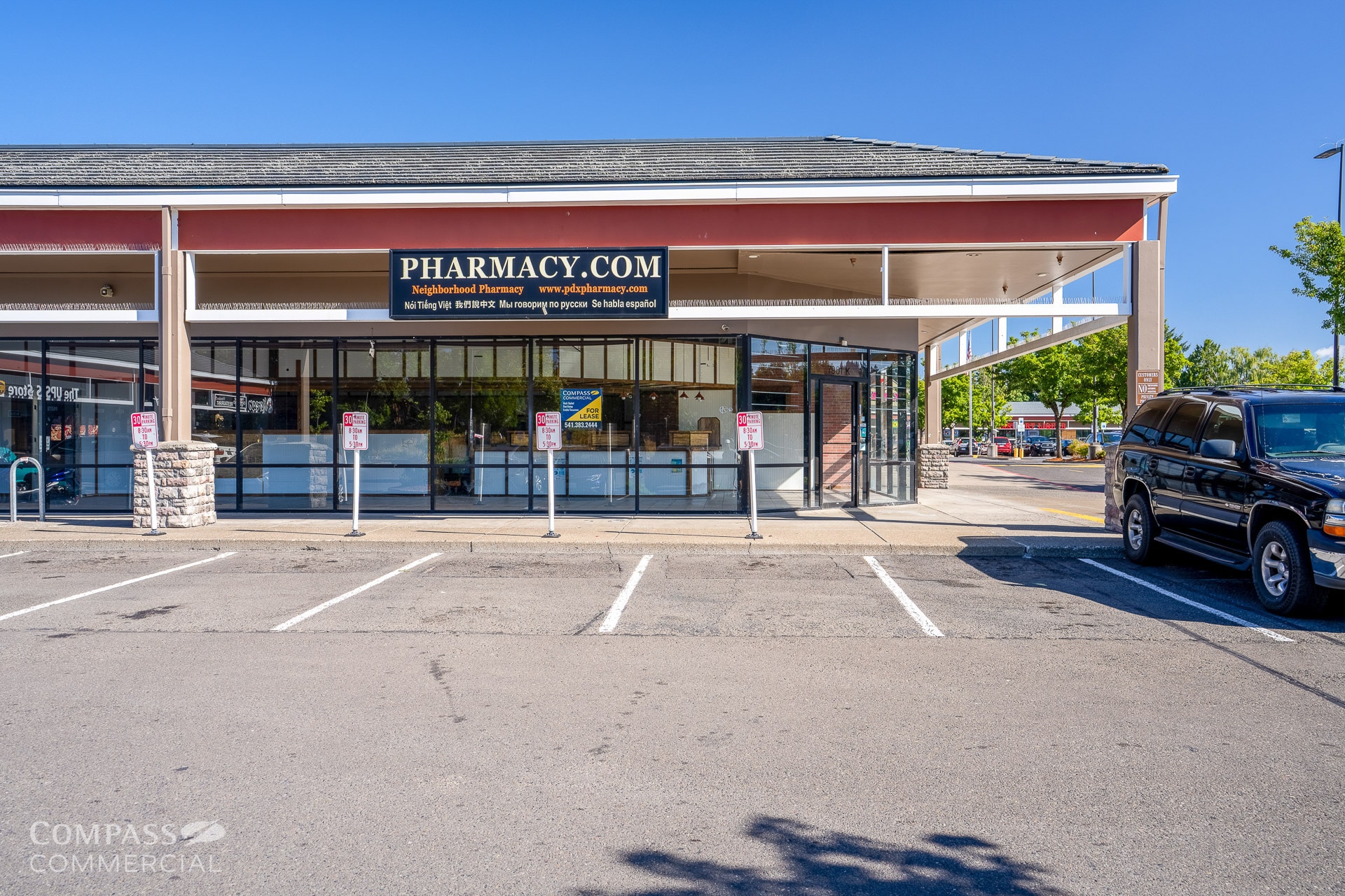 7901-8001 SE Powell Blvd, Portland, OR for lease Interior Photo- Image 1 of 7