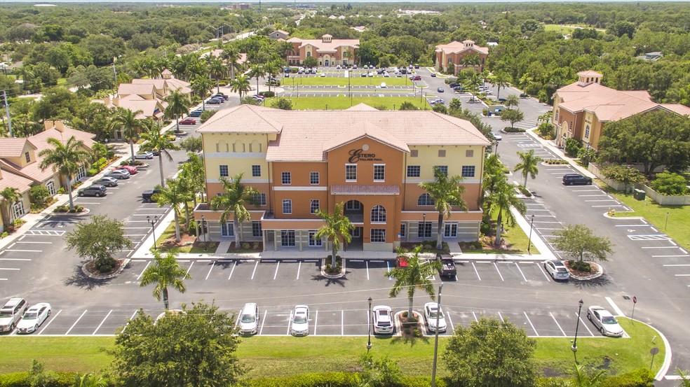 9401 Corkscrew Palms Cir, Estero, FL à vendre - Photo du bâtiment - Image 1 de 1