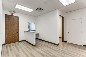 98 Briggs Ave, San Antonio, TX for lease Interior Photo- Image 2 of 5