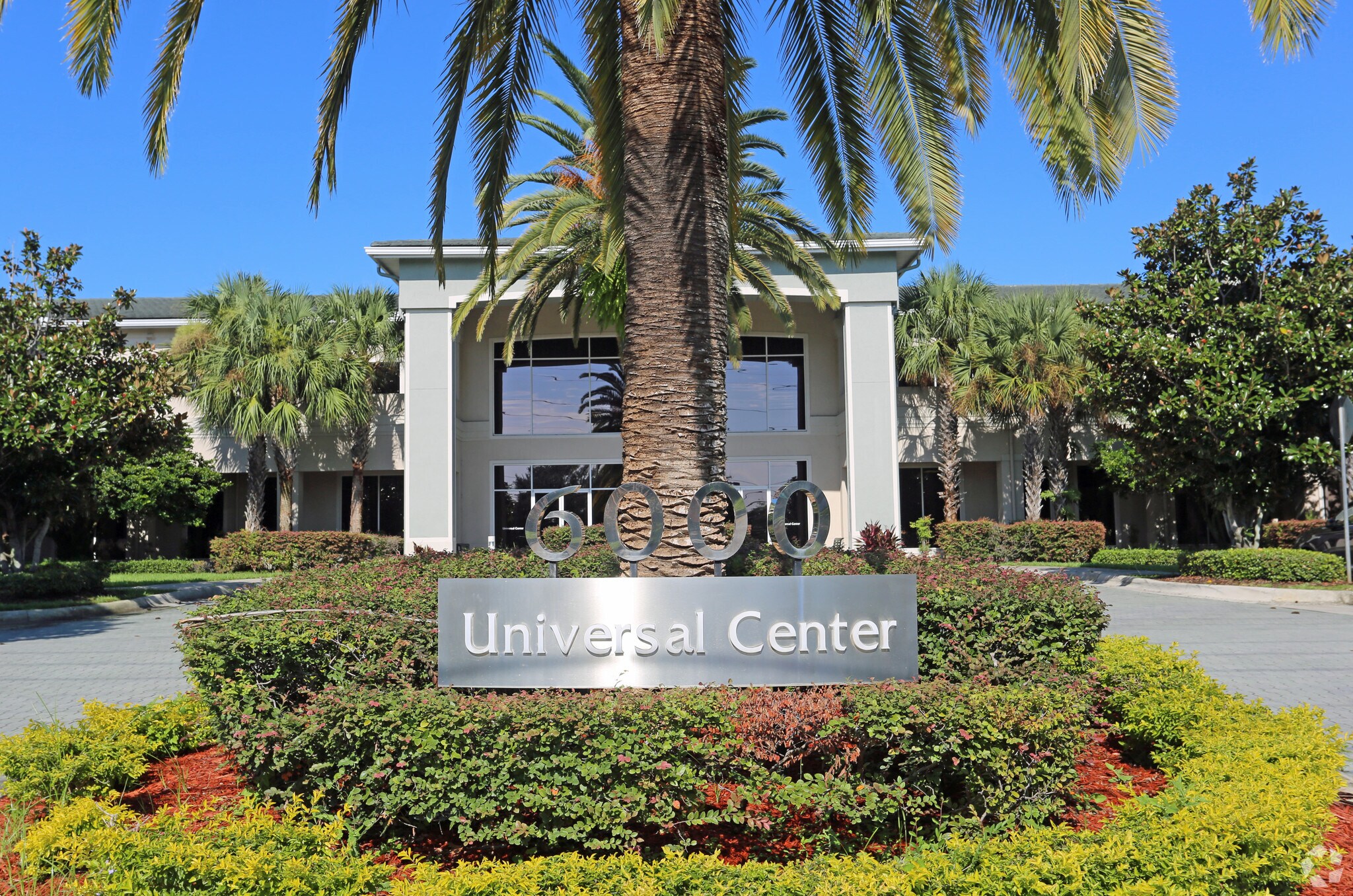 6000 Turkey Lake Rd, Orlando, FL à louer Photo principale- Image 1 de 44